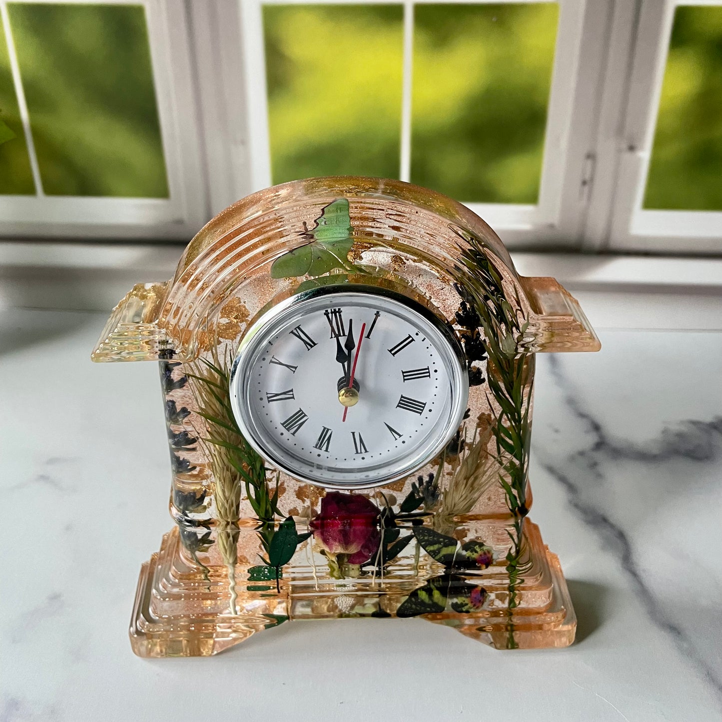 Golden Flakes Mantle Clock